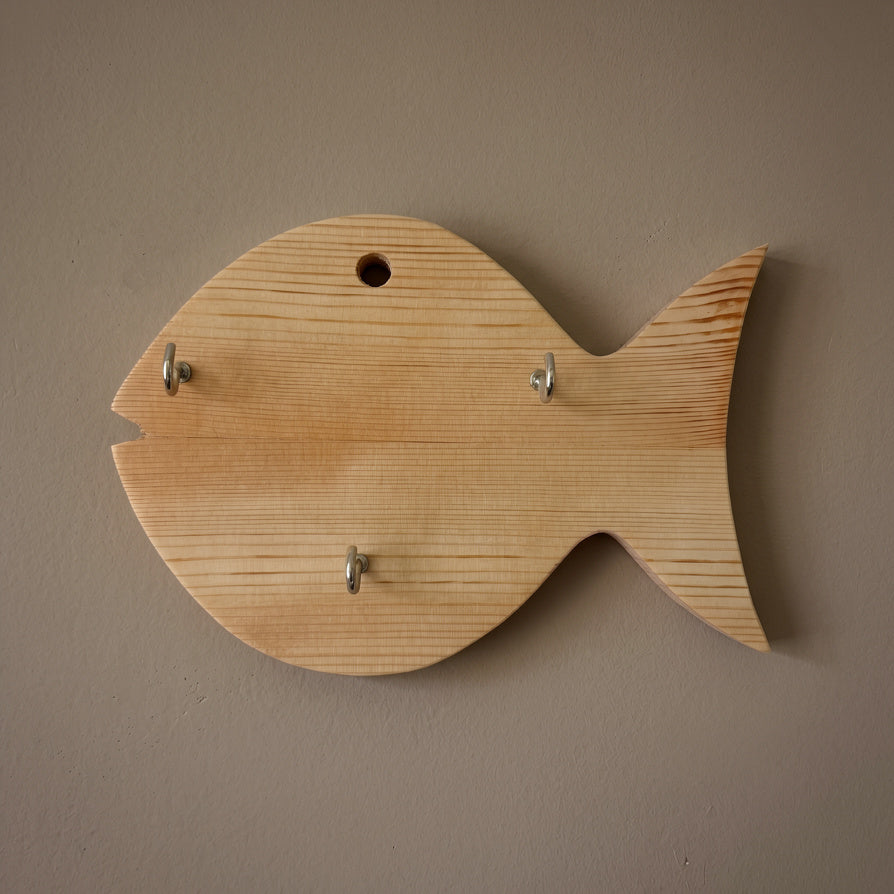 NIVA_Fish Key Holder - Pine Wood